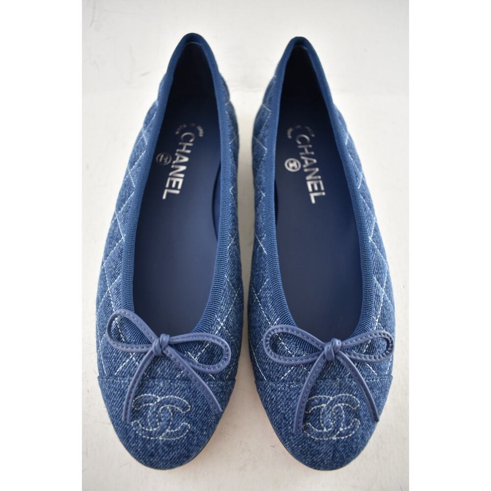 Chanel 26P Washed Denim Blue Quilted CC Logo Bow Tie Ballet Ballerina Flat 37.5 - Picture 8 of 16